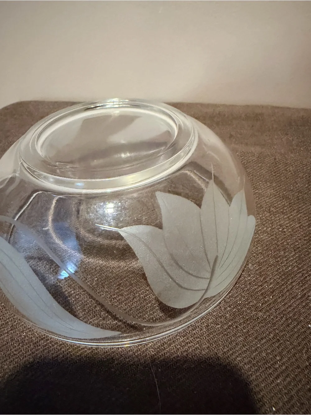 Clear Glass Etched Leaf Bowl - Elegant Home Dining